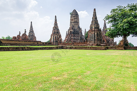 古代佛教寺庙历史性建筑学天空佛塔文化遗产历史草地旅行纪念碑图片