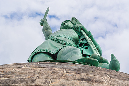 德国Teutoburg森林的Hermann纪念碑历史头盔胜利建造业地标战场姿势身材天空指挥官背景图片