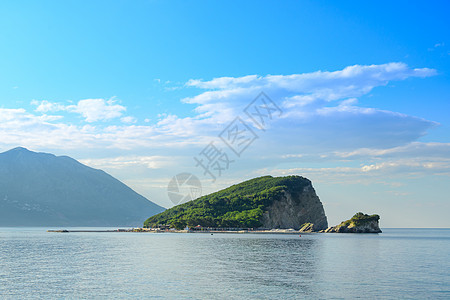 布德瓦著名的斯韦蒂尼古拉岛 黑山 亚得里亚海 欧洲海滩旅行蓝色假期岩石海景海岸旅游海岸线游客图片