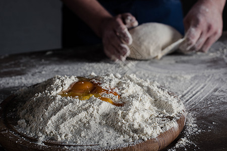 烘烤机面粉蛋黄面包师餐饮糕点面团面包店铺水平食物工作图片
