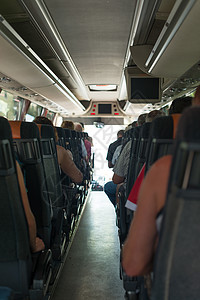 从巴士里看到乘客 校对 Portnoy运输团体车辆旅行城市游客窗户空调旅游服务图片