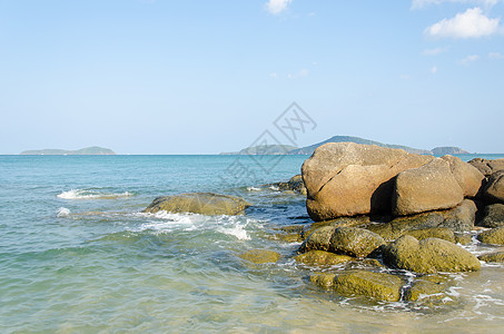 石石海波浪暴风雨季节石头海洋海岸海景旅行白色岩石图片