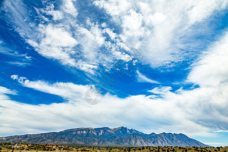 山天空旅游蓝色旅行沙漠高沙漠山脉图片