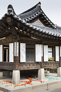 南韩首尔南韩南桑戈尔花木村的韩国老屋旅游村庄地标博物馆游客住宅建筑学木头贮存城市背景图片