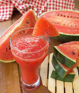 西瓜冰食物果汁饮食玻璃蔬菜红色绿色冰沙水果图片