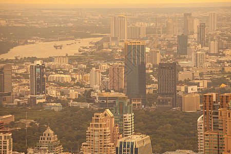 曼谷泰国市之景天线摩天大楼蓝色日落首都旅行景观城市商业天空图片