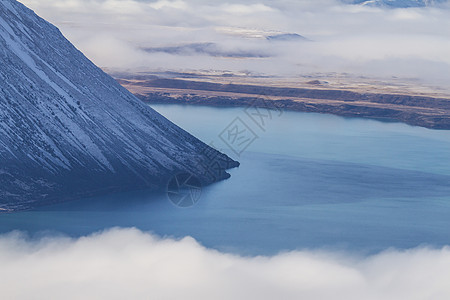 山区的河流 新西兰假期场景天空爬坡岩石太阳旅行薄雾季节蓝色图片