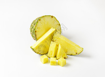 新鲜菠萝异国绿色小吃水果情调黄色食物楔子热带图片