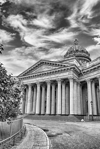 卢西圣彼得堡喀山大教堂的面貌和殖民地天炉呜咽圆顶天空建筑游客大教堂文化柱廊景点图片