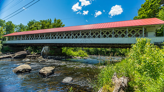 Ashuelot 覆盖桥溪流建筑学结构地标木头国家公园历史性旅行驾驶图片