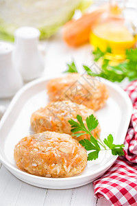 生菜 未烹煮的肉片和蔬菜 婴儿食品肉丸香菜食谱烹饪营养青菜美食食物洋葱火鸡图片