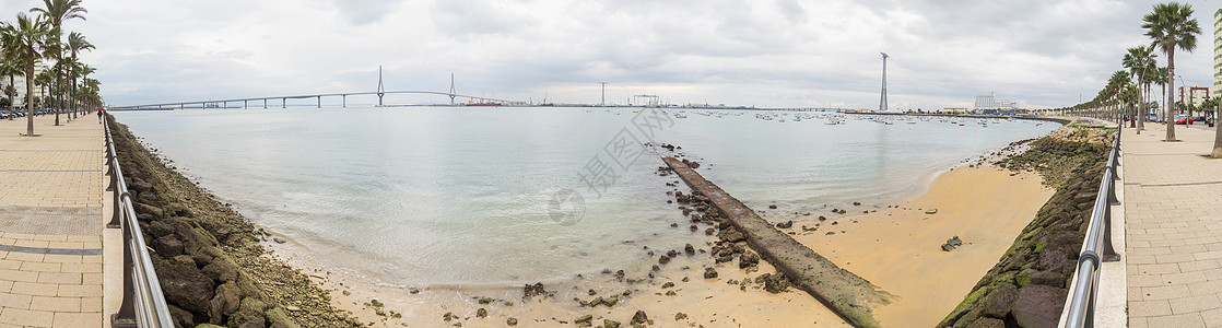 Cadiz湾全景观察蚂蚁 新桥称为Pepa或1海岸工程运输基础设施建筑学海洋金属城市码头地标图片