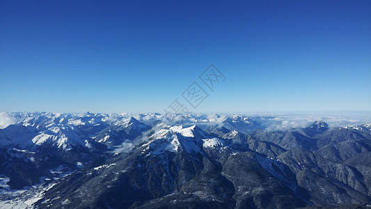 楚格峰全景白色山脉雪山天雪风景山地山顶山景蓝天图片