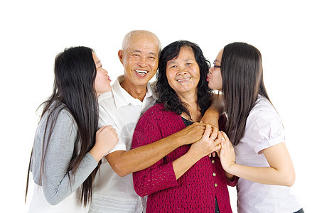 亚裔家庭微笑母性孩子母亲拥抱快乐女士女性父亲喜悦图片