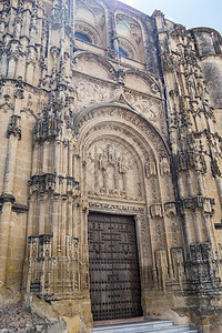 圣玛丽亚德拉亚松森教堂 西班牙自由广场爬坡吸引力地标全景路线建筑学堡垒教会旅游建筑物图片