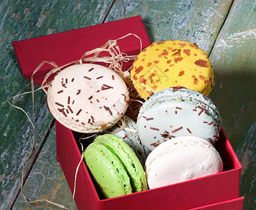 礼品盒中的面孔柠檬礼品蛋糕黄色脆弱性饮食绿色食物礼物盒饼干图片