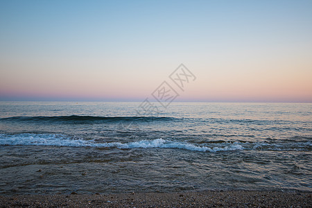 傍晚在海上晴天海洋海景波浪热带太阳冲浪波纹天空季节图片