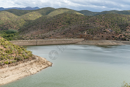 Calitzdorp大坝和水坝墙图片