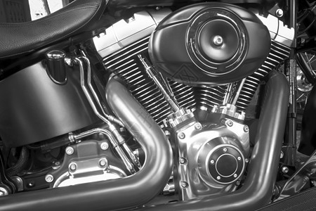 摩托车发动机详细细节合金运动排气踏板技术磁盘巡航工程管道引擎图片