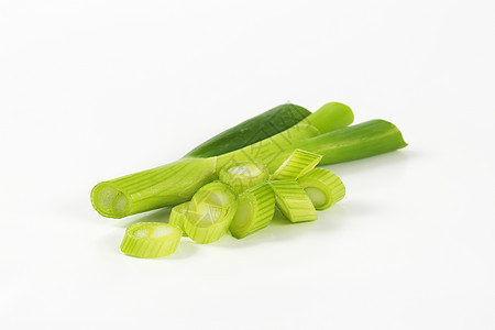 切开的绿洋葱食物蔬菜图片
