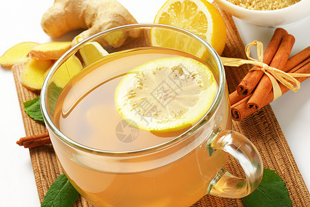 一杯姜茶食物热饮杯子饮料肉桂玻璃杯柠檬图片