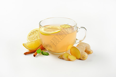 一杯姜茶饮料柠檬杯子玻璃杯热饮肉桂食物图片