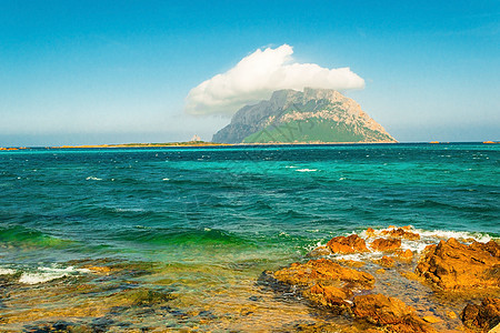 撒丁岛美丽的岛屿蓝色天空海岸海岸线支撑海洋悬崖火山图片