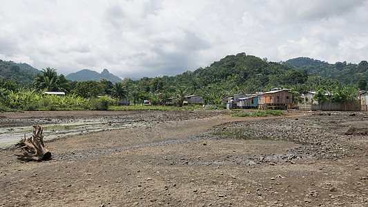 非洲旅行村 非洲圣多美旅游住宅村庄田园风景山脉景点假期旅行发展背景