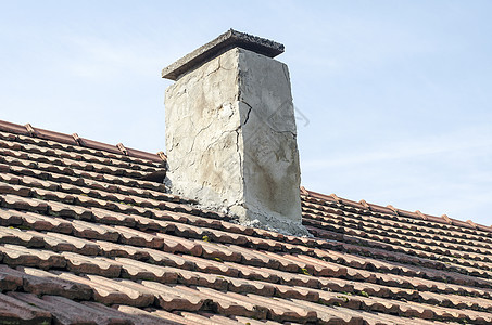 屋顶瓷砖烟囱维修财产波动房子金属石板陶瓷制品积木图片