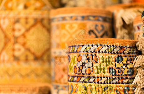 在充满活力的音调中手工制作的彩色地毯 供媒体Souke出售羊毛艺术织物小地毯贸易女士市场挂毯工艺手工业图片