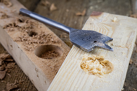 老木工 充满激情 干得漂亮 旧木工木头工匠木材维修手工锤子家具木板作坊乐器图片