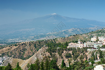 塔尔米纳市和埃特纳火山的一部份景象 西西里背景图片