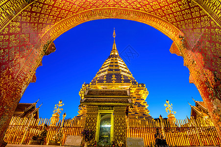 泰国清迈的Wathra 那个Doi Suthep游客旅游宗教天空土井佛教徒金子地标奢华文化图片