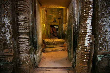 Ta Prohm 柬埔寨吴哥渡建筑学上帝宽慰考古学废墟宗教旅行收获世界走廊图片