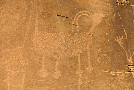 恐龙国家纪念碑中的Petroglyph艺术恐龙历史岩石石洞绘画岩画文化国家评书图片