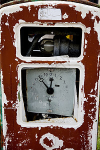 旧天然气泵古董气体柴油机燃料车站汽油运输服务站活力概念图片