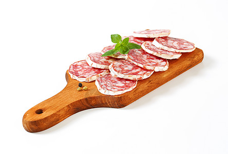 风干肠切法国干香肠砧板熟食发酵猪肉食物肉制品美食横截面背景