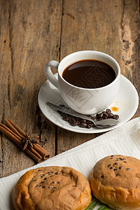 咖啡和饼干杯粮食美食食物麻布香气甜点泡沫飞碟桌子杯子图片