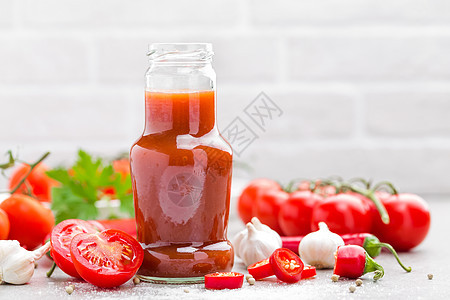 番茄酱 辣椒酱 番茄酱配辣椒 番茄和大蒜食物香料美食敷料西红柿调味品营养蔬菜厨房玻璃图片