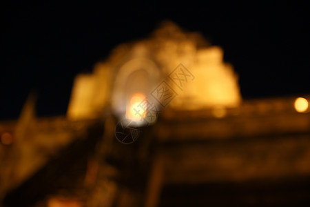 夜光闪亮 大帕塔游客旅游地标建筑金子文化旅行宝塔宗教寺庙背景图片