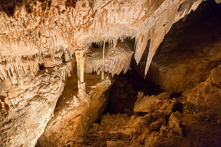 Dripstone 洞穴游荡者 Drach 马洛卡荒野滴石旅游洞穴学旅行石头地面游客观光钟乳石图片