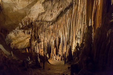 Dripstone 洞穴游荡者 Drach 马洛卡洞穴学石头荒野风景岩石旅游悬崖钟乳石观光地面图片