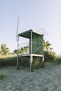 沙滩救助塔图片