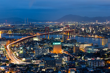 城市青年晚上的福冈天际景观播送旅行建筑学商业摩天大楼建筑城市地标市中心背景