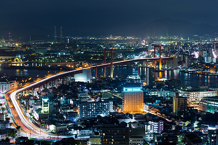 夜里福冈市金融天际建筑旅行景观商业摩天大楼地标城市办公室图片
