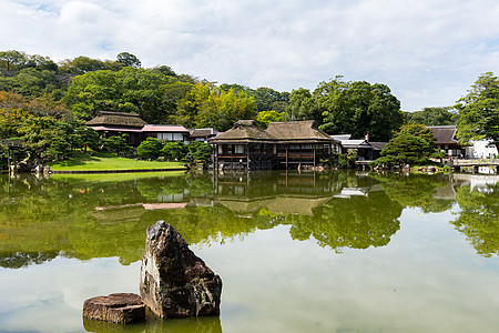 日本花园古董建筑学地标文化风景观光晴天白色园艺蓝色图片