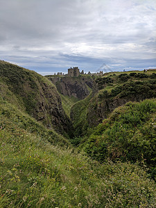 邓诺塔尔城堡石头游客绿色安全历史性旅游悬崖废墟图片