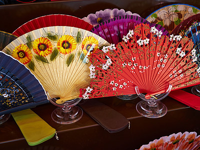 西班牙典型的西班牙传统球迷冷却文化市场古董蕾丝旅游手工空气装饰品扇子图片