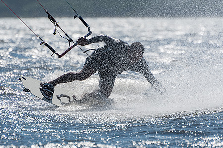 Kite 俯冲器乐趣运动娱乐男人危险唤醒假期海滩冲浪板支撑图片