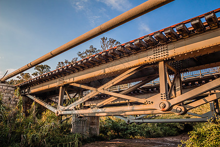 下午农村地区旧铁铁路桥(农村) 下午图片